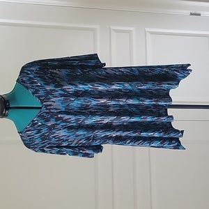 Laura tunic blue black and Grey.. 2X